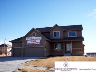 2706 189th St, Omaha, NE 68022-7900