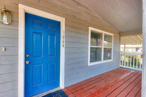 5064 Valley Forge Ln, North Highlands, CA 95660-5477