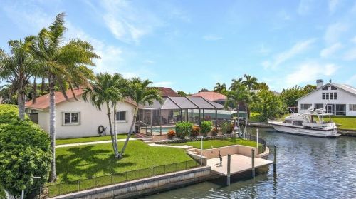 2013 10th Ln, Cape Coral, FL 33990-1867
