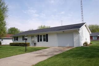 448 Lincoln Dr, Greenville, OH 45331-2341