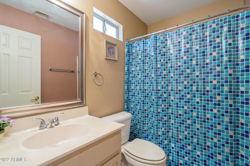 6602 Oakmont Dr, Chandler AZ  85249-8635 exterior