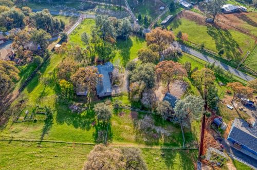 6031 Johntown Creek Rd, Garden Valley, CA 95633-9737
