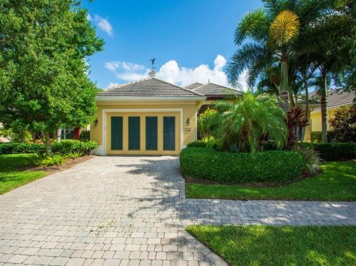 2112 Indian Summer Ln, Vero Beach, FL 32963-3161