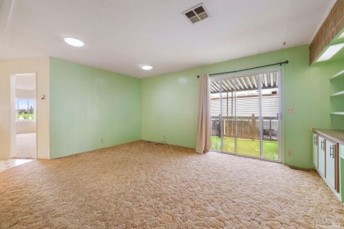 14 Bel Air Cir, Fairfield CA  94533-2811 exterior