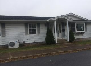 701 Foster St, Freeland, PA 18224-1122
