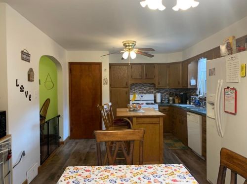 1426 Kittanning Pike, Karns City PA  16041-1816 exterior