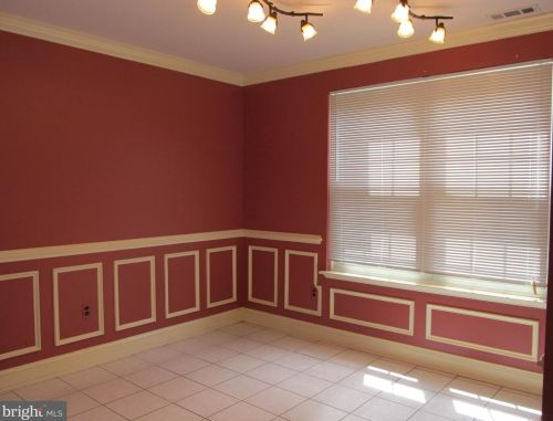 2053 Harbour Dr, Palmyra NJ 08065-1113 exterior