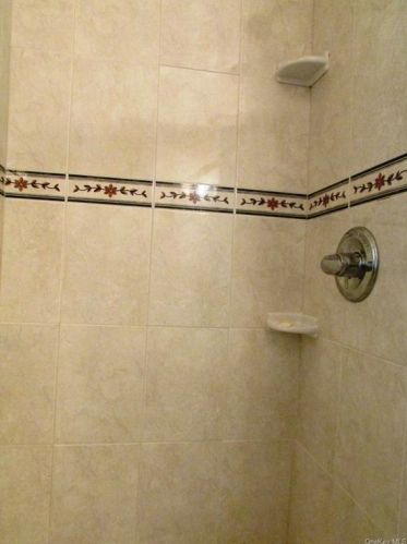 73 Hidden Ridge Dr, Monticello NY  12701-3083 exterior