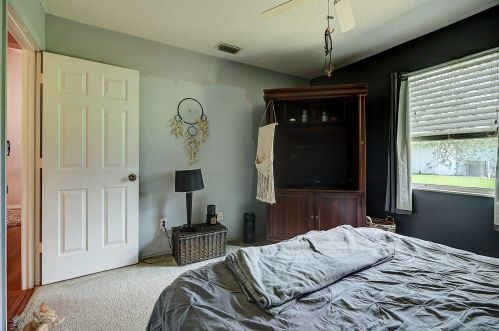 4220 61 Ave, Vero Beach FL 32968-9258 exterior