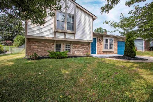 8511 Pheasant Dr, Florence KY  41042-9397 exterior