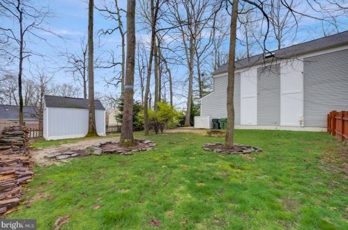 3517 Soffit Pl, Woodbridge VA  22192-5213 exterior