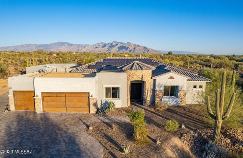 4358 Lambert Ln, Tucson AZ  85742-9084 exterior