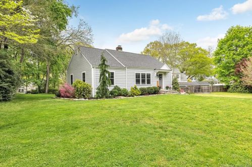 67 Ridge Park Ave, Stamford, CT 06905-2613