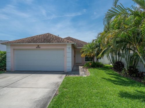 4944 21st Ave, Saint Petersburg, FL 33710-5220