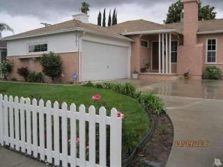 6701 Shirley Ave, Los Angeles, CA 91335-4918