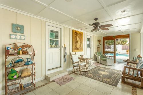 765 Gulf Bch Dr, Saint George Island FL  32328-3112 exterior