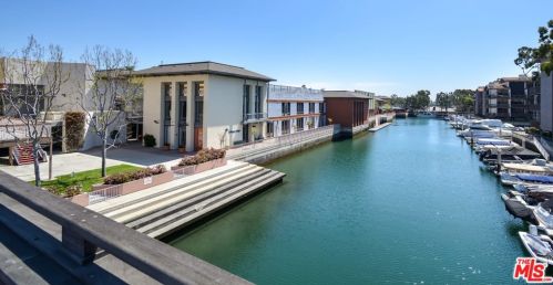 7317 Marina Pacifica Dr, Long Beach, CA 90803-3808