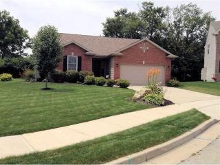 1236 Golden Eagle Dr, Troy, OH 45373-8019