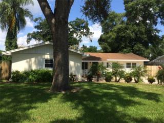 4605 Conway Gardens Rd, Orlando, FL 32806-7512