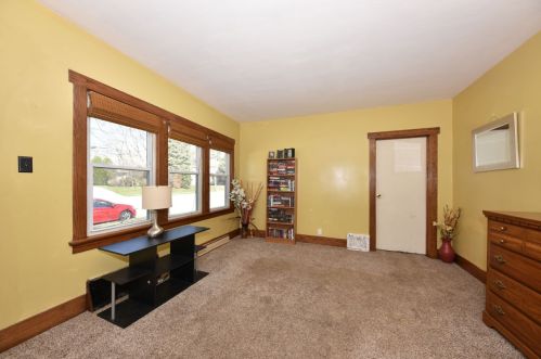 3940 Pennsylvania Ave, Milwaukee, WI 53235-4647