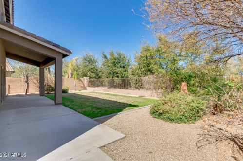 1426 Clark Dr, Gilbert AZ 85297-5273 exterior