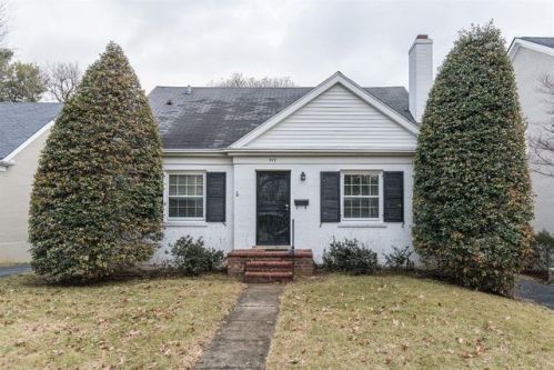 409 Cochran Rd, Lexington, KY 40502-2314