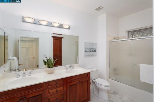 522 Oakshire Pl, Alamo CA  94507-2325 exterior