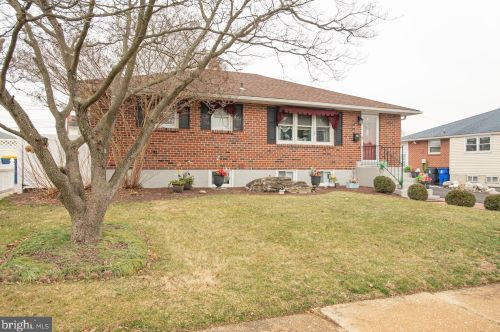 304 Mary Ann Dr, Wilmington, DE 19804-1617