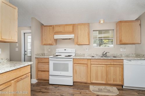 4763 Estrada Ln, Mims FL  32754-5452 exterior