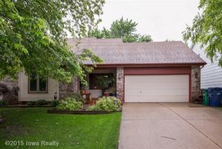 7053 Hickory Ln, Des Moines, IA 50322-1892