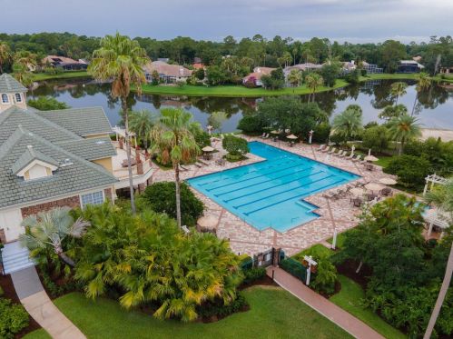 5265 Forest Edge Ct, Sanford FL  32771-7162 exterior
