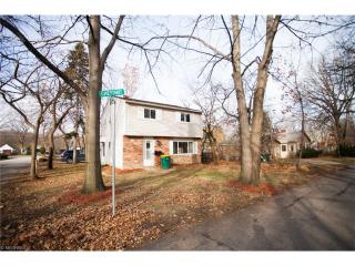 750 Chestnut Blvd, Willoughby, OH 44094-7236