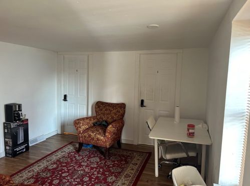 132 Charles St, Pittsburgh PA  15238-1041 exterior