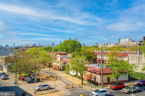 2105 Germantown Ave, Philadelphia PA  19122-1423 exterior