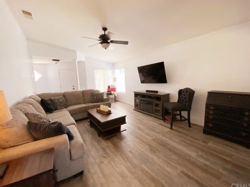 5706 Siena Ln, Bakersfield, CA 93308-7158