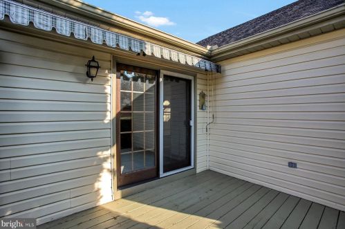 120 Strayer Dr, Carlisle PA  17013-4407 exterior