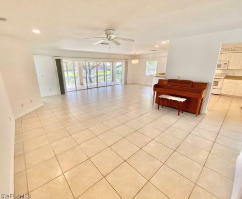 4231 20th Ave, Cape Coral, FL 33914-6285