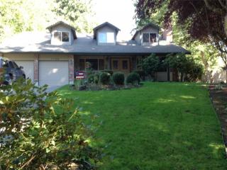11103 139th Street Ct, Puyallup, WA 98374-3948