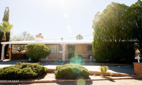 4402 Presidio Pl, Tucson, AZ 85712-1121