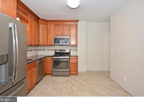 35 Pine St, Princeton NJ  08542-3809 exterior