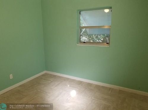 6435 18 St, Hollywood FL 33027-4334 exterior