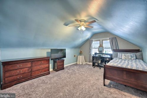 7211 Jefferson St, Harrisburg PA 17111-5246 exterior