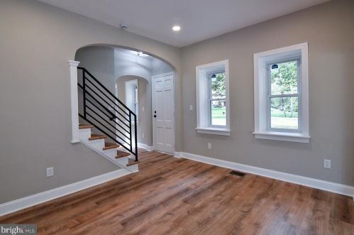 380 Ivy Mills Rd, Glen Mills PA  19342-1424 exterior