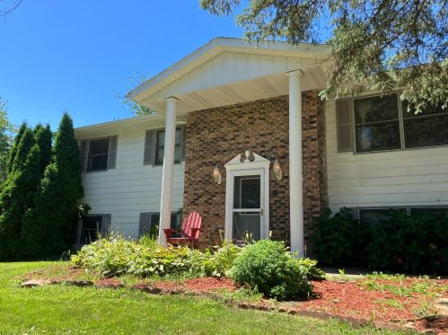 624 Deer Meadow Trl, Valpo, IN 46385-8952