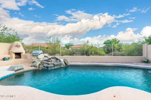5051 Lucia Dr, Cave Creek AZ  85331-2339 exterior