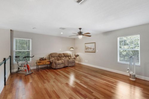 10421 Less Traveled Rd, Thonotosassa FL  33592-4017 exterior