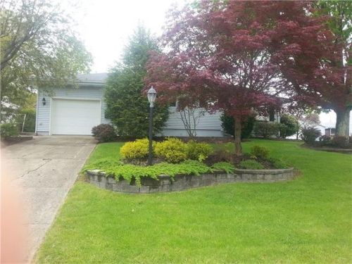 319 Patt Dr, Hermitage, PA 16121-1514