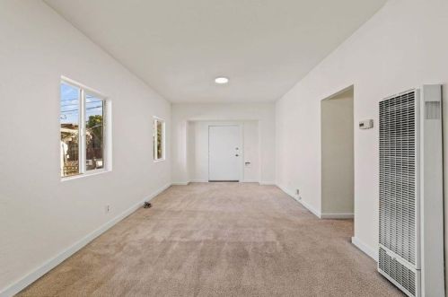 4701 Fairfax Ave, Oakland CA  94601-4809 exterior