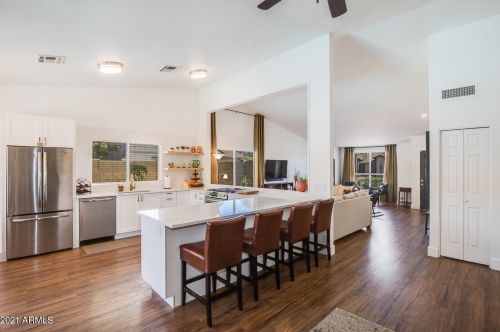 6414 Beverly Ln, Scottsdale, AZ 85254-1432