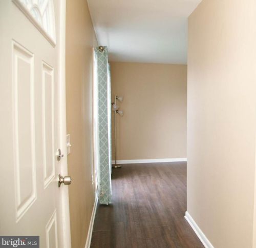 71 Honeysuckle Dr, Navy Sup Dpt PA 17050-3166 exterior